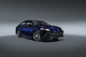 Toyota Camry XLE 2020 года  (NA)